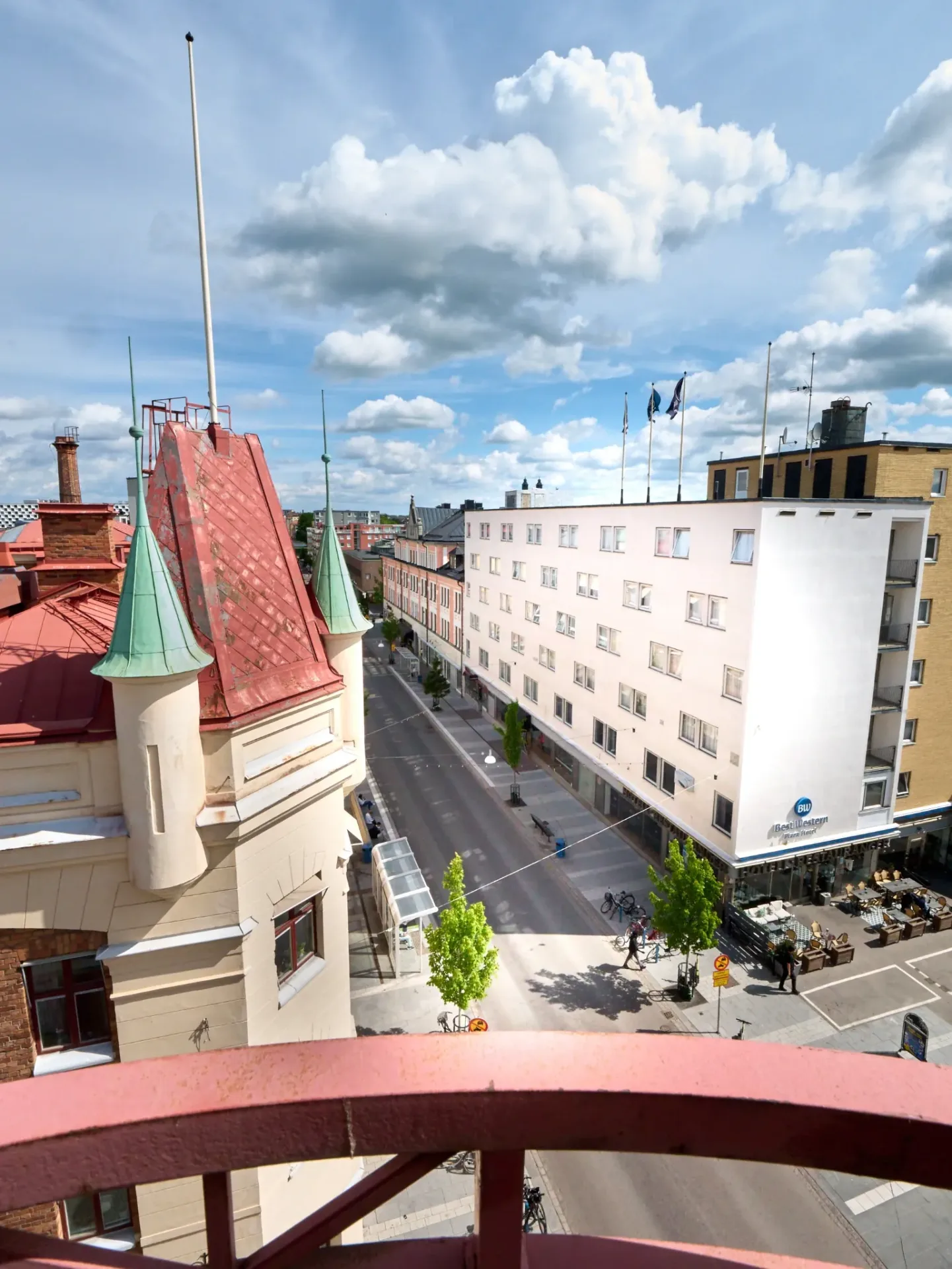 Utsikt över Kungsgatan i Eskilstuna från WeAudits kontor